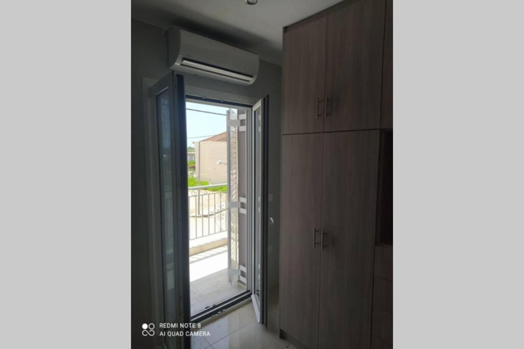 Gastuni Just Constructed! 빌라 외부 사진