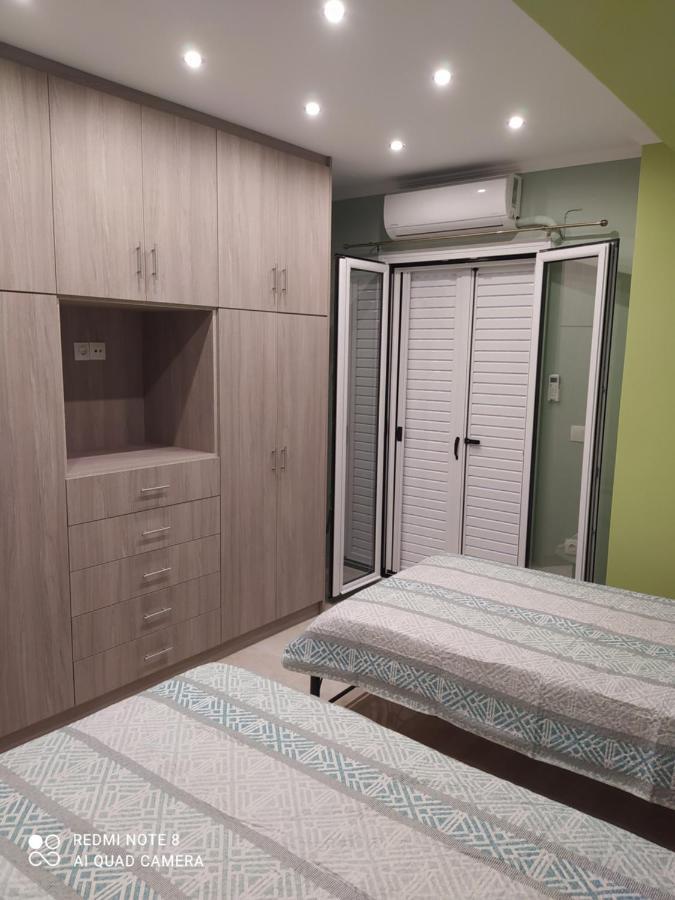 Gastuni Just Constructed! 빌라 외부 사진