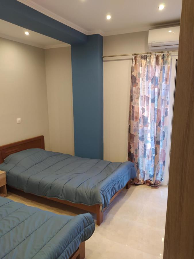 Gastuni Just Constructed! 빌라 외부 사진